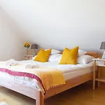 Fiastyuk Udvarhaz 4*