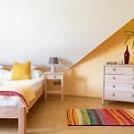 Fiastyuk Udvarhaz Bed & Breakfast 4*