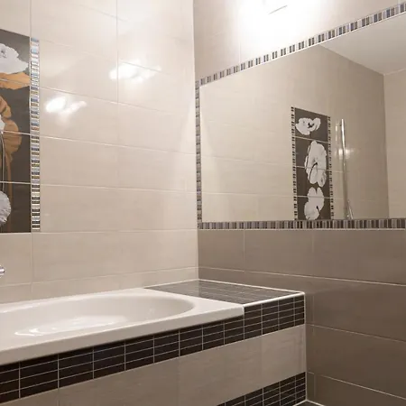 Bed & Breakfast Fiastyuk Udvarhaz