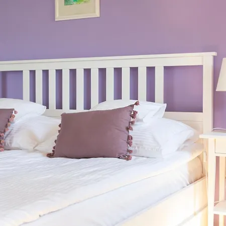 Bed & Breakfast Fiastyuk Udvarhaz 4*