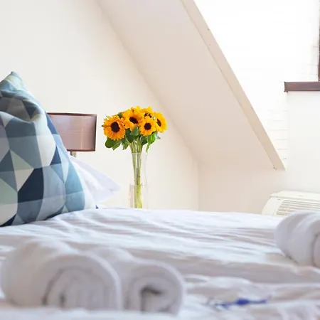 ベッド・アンド・ブレックファスト Fiastyuk Udvarhaz Csor