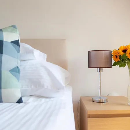 Fiastyuk Udvarhaz Bed & Breakfast 4*