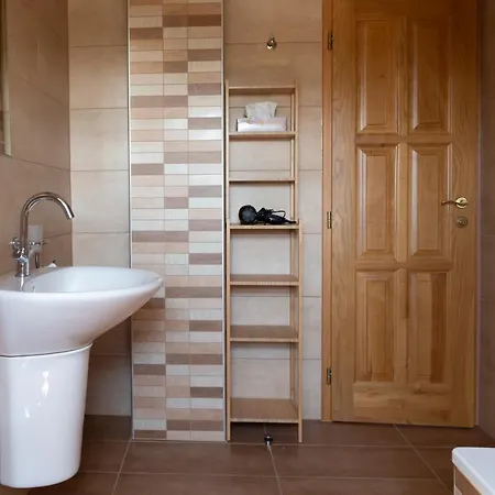 Bed & Breakfast Fiastyuk Udvarhaz 4*