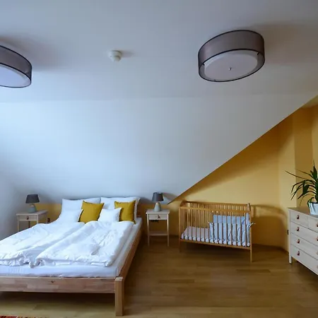 Bed & Breakfast Fiastyuk Udvarhaz Csor