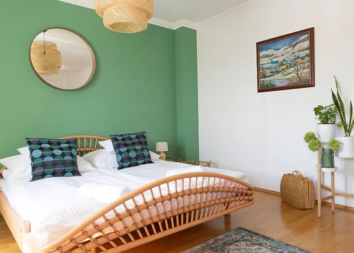 Fiastyúk Udvarház Bed & Breakfast Csor