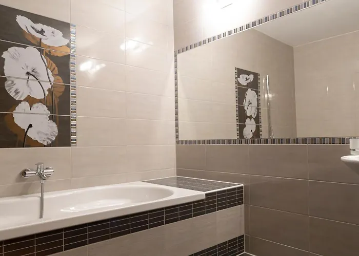 Bed & Breakfast Fiastyúk Udvarház