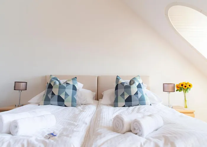 Bed & Breakfast Fiastyúk Udvarház