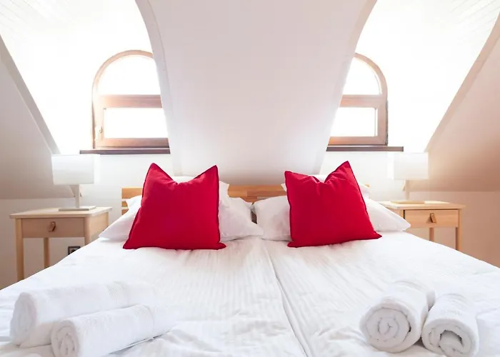 Fiastyúk Udvarház 4*